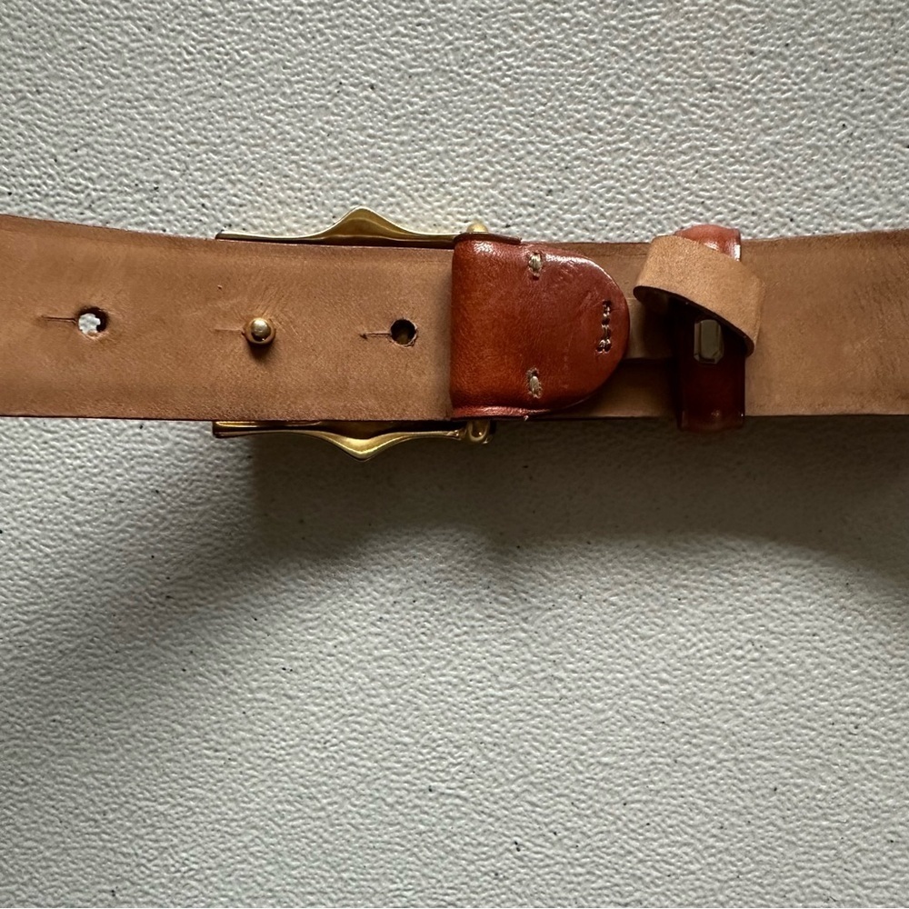 De Vecchi by Hamilton Hodge genuine leather belt. - Picture 5 of 10